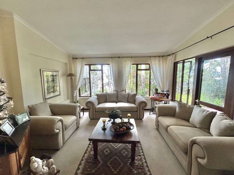 6 Bedroom Property for Sale in Ferreira Town Eastern Cape